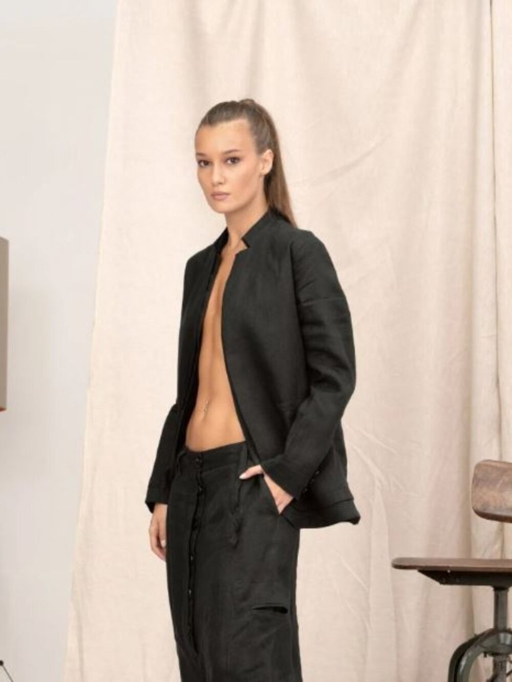 Avant garde linen blazer